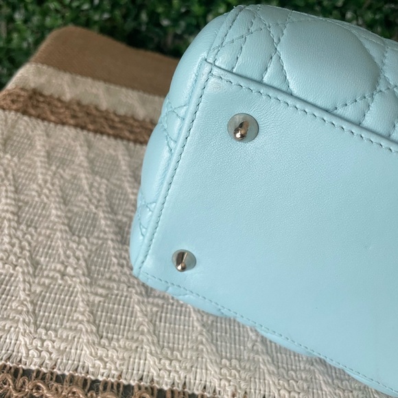 Dior Lady Dior Bag Baby Blue with COA and Dustbag - Picture 10 of 12